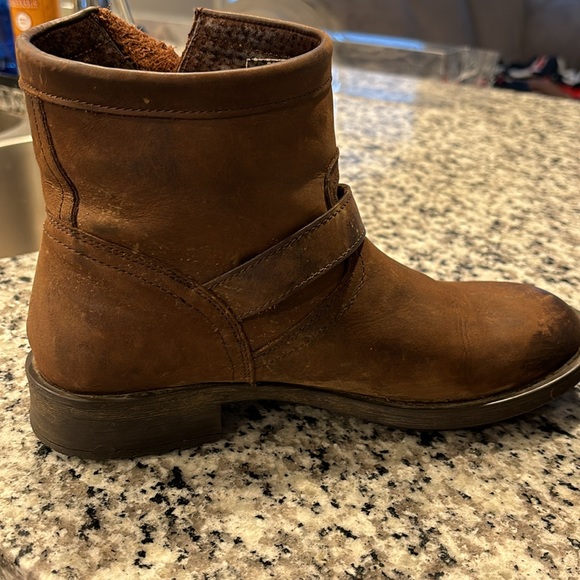 Harley-Davidson® Women's Allerton 5.25-In. Leather Motorcycle Boots D84263 - Picture 7 of 8